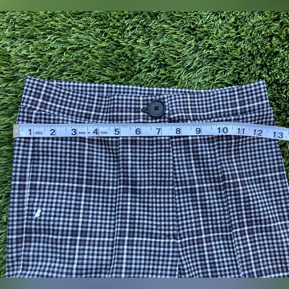 Forever 21 women’s flare pants - Picture 2 of 7